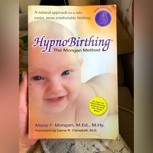 “Hypnobirthing” the Mongon Method book w CD pregnant maternity birth labor